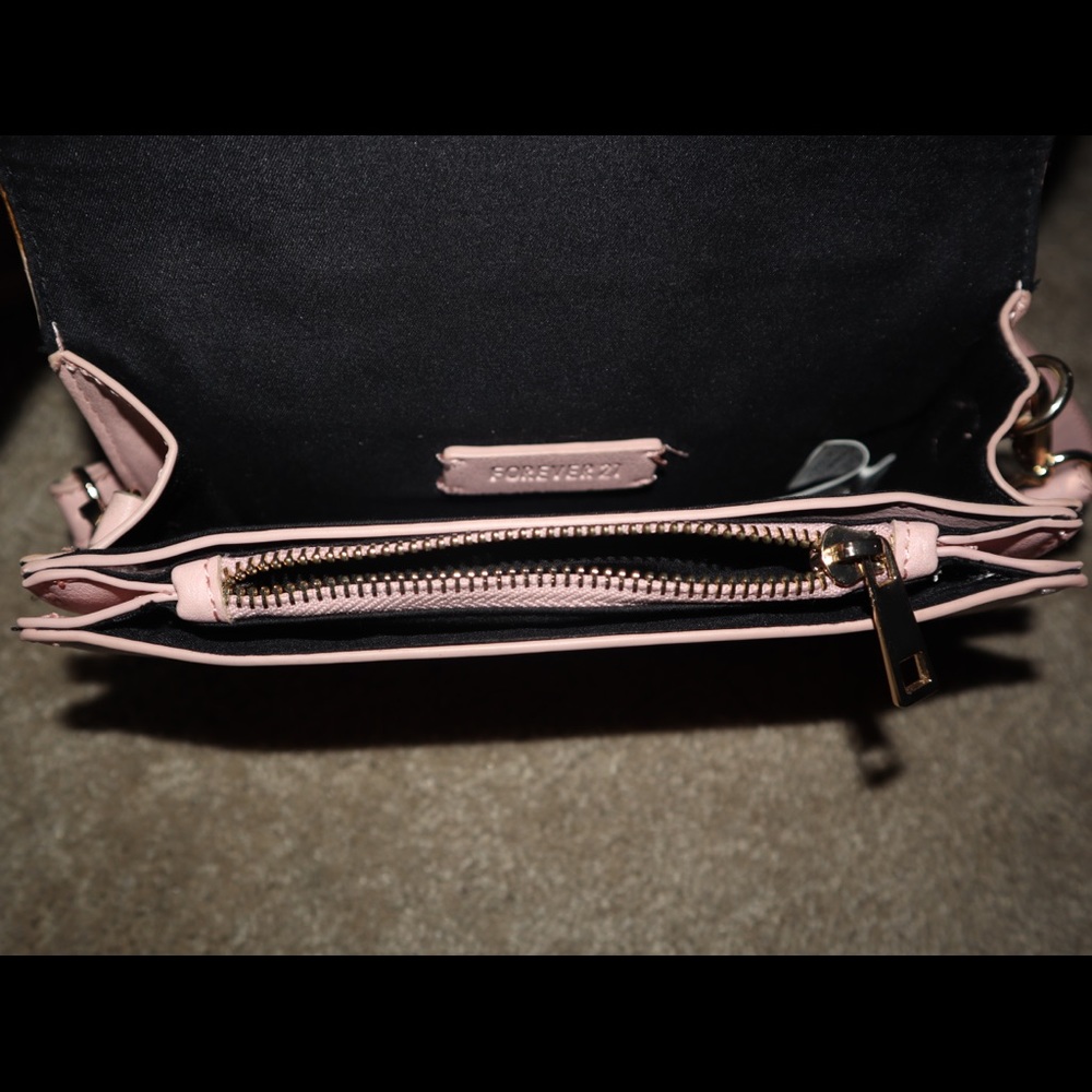 Pink Purse - Picture 2 of 2